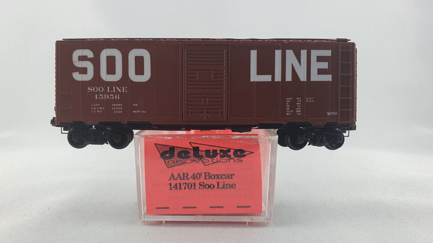 De Luxe Innovations 141701 SOO Box Car 40foot OVP (DG228)