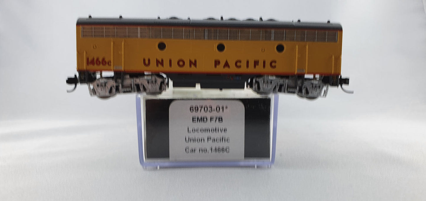 Inter Mountain 69703-01 UP EMD F7B Diesel (DL51)