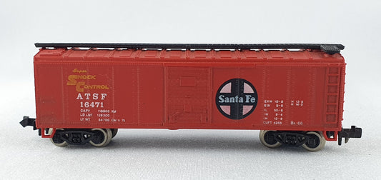 Model Power 3438 ATSF Box Car 40 foot "Snack Control" (DG727) 