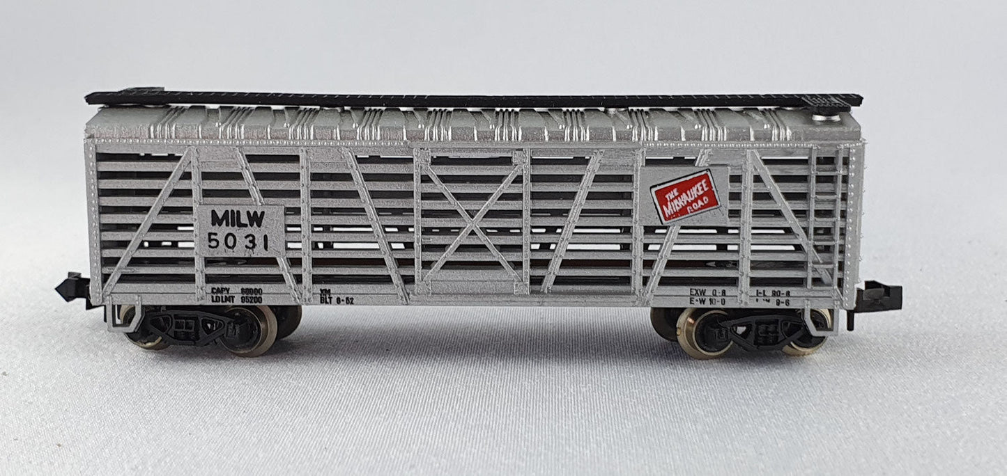 Model Power 3444 MILW Stock Car (DG748)