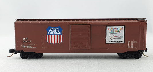 Micro Trains UP  Box Car 50foot (DG542)