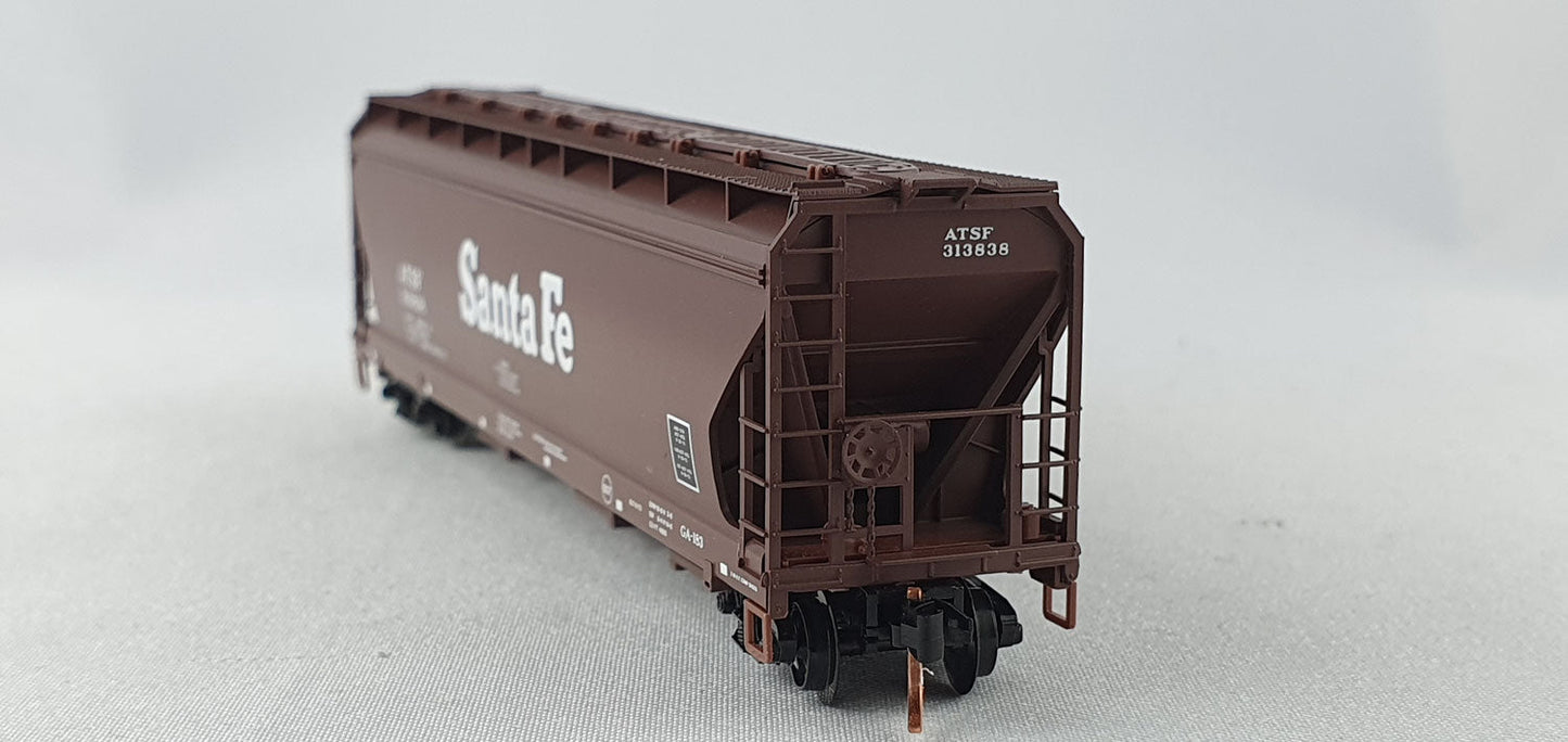 Micro Trains 94100 ATSF Covered Hopper (DG541)