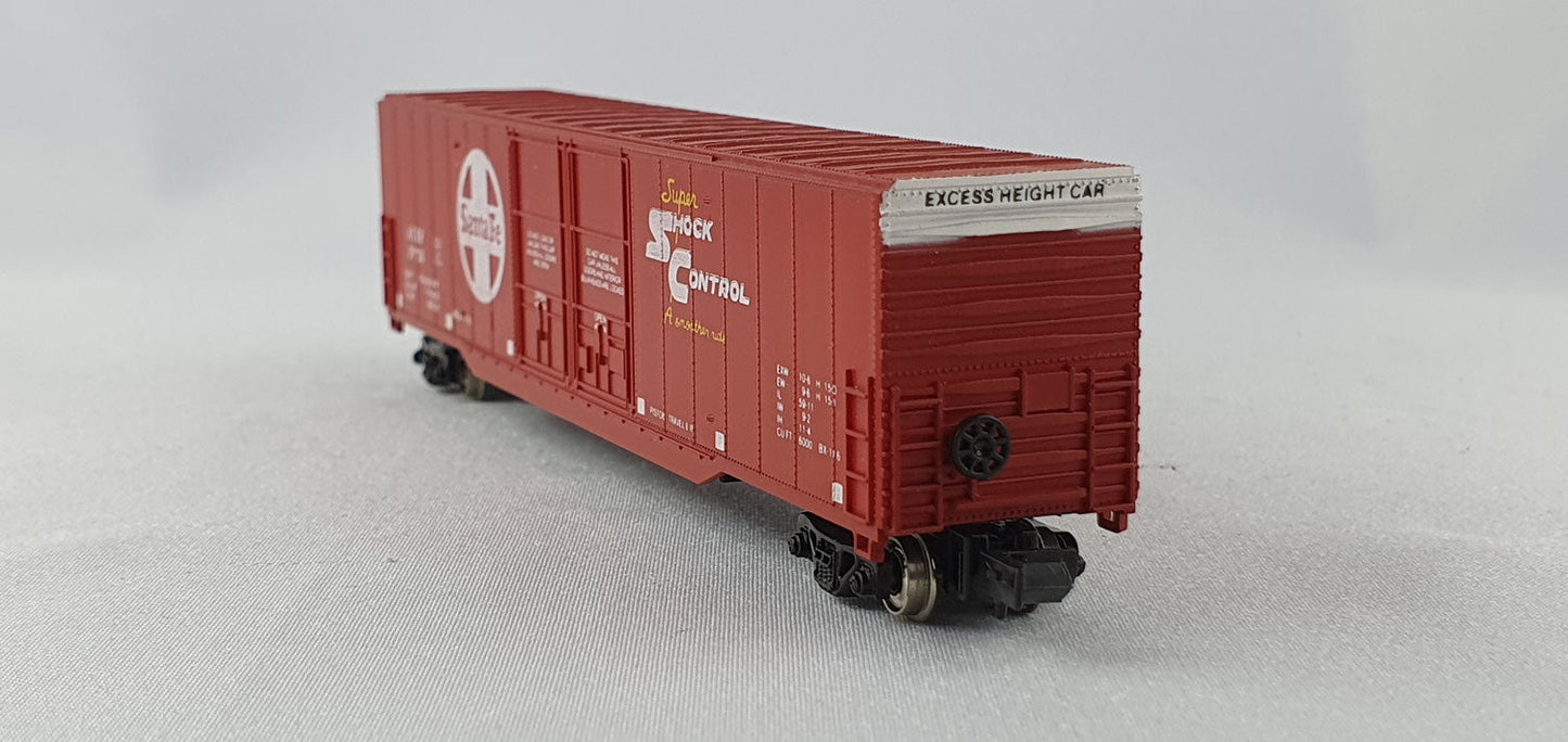 Con Cor 5551 1-2 ATSF Box Car 60 foot (DG568)