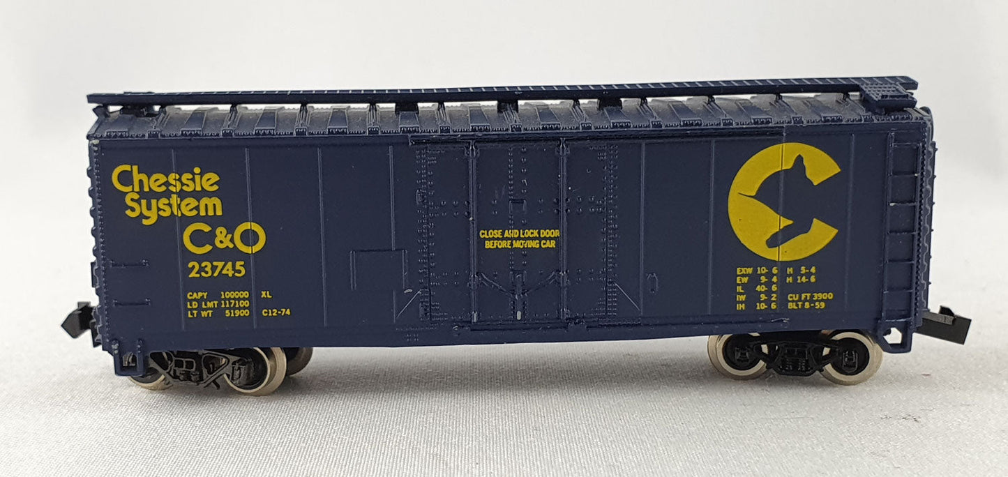 Atlas 3303 C&O Box Car 40 foot (DG558)