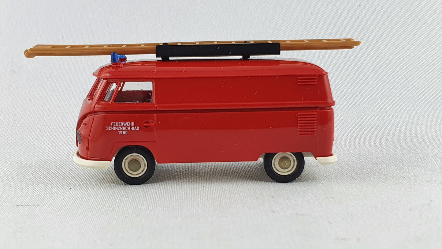 Brekina 740 VW T1 "Feuerwehr Schinznach - Bad" OVP (Bre740) CH-Modell