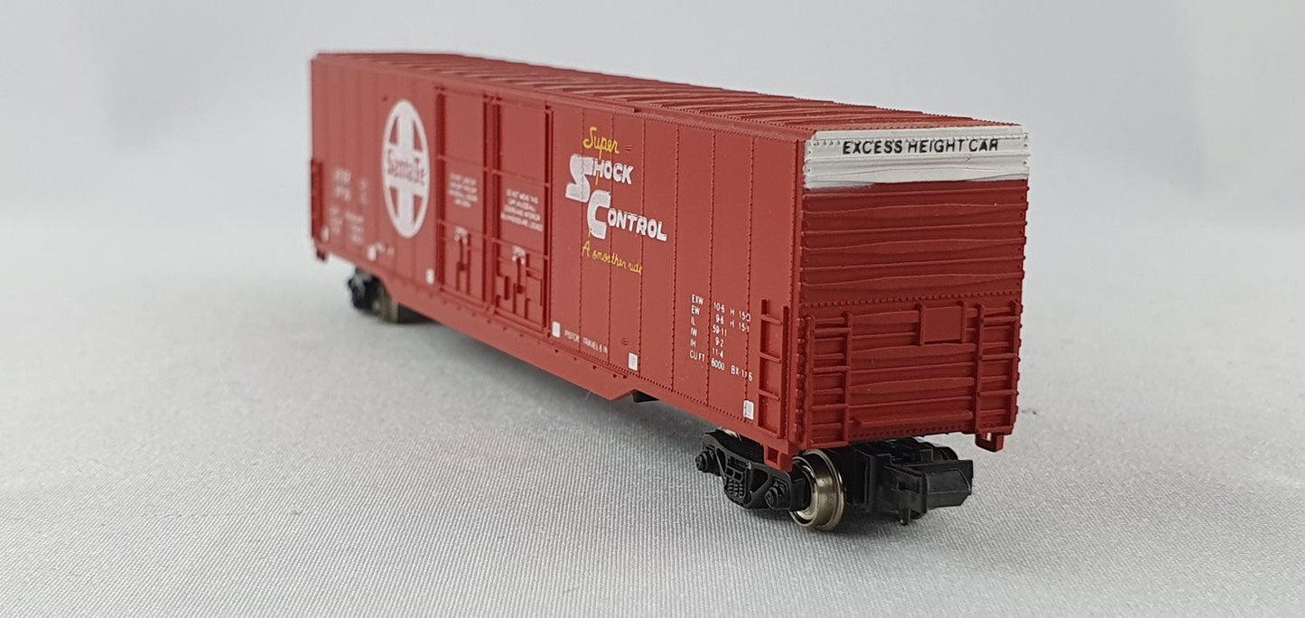 Con Cor 5551 1-2 ATSF Box Car 60 foot (DG568)