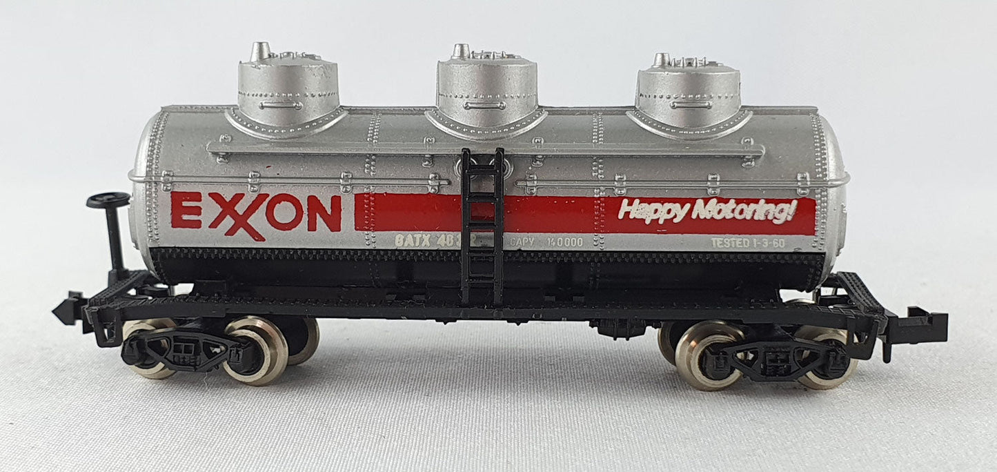 Model Power 3499 EX 3-Dome Tank Car (DG597)