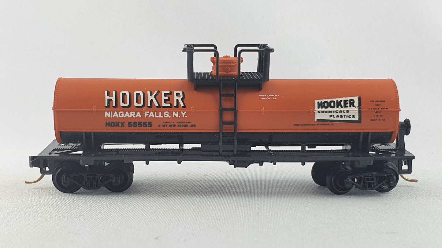 Atlas 2266 HOKX Tank Car Single Dome (DG222)