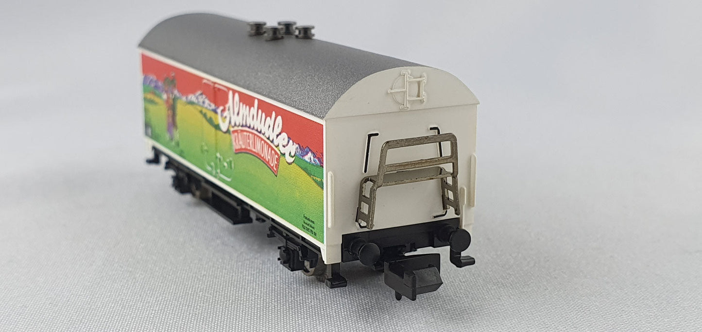 Minitrix 15011 DB Kühlwagen "Almdudler" OVP (DG360)