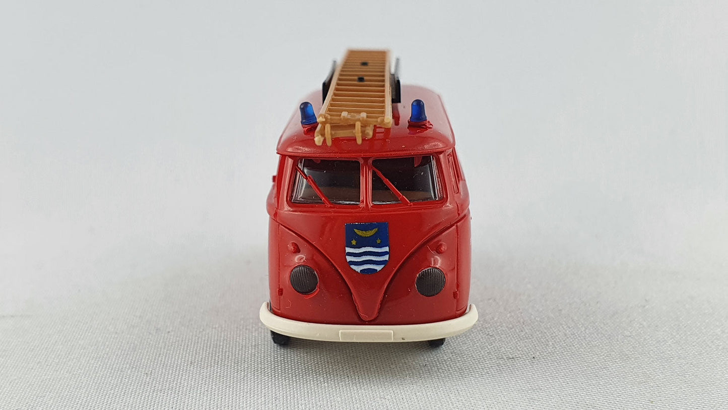 Brekina 740 VW T1 "Feuerwehr Schinznach - Bad" OVP (Bre740) CH-Modell