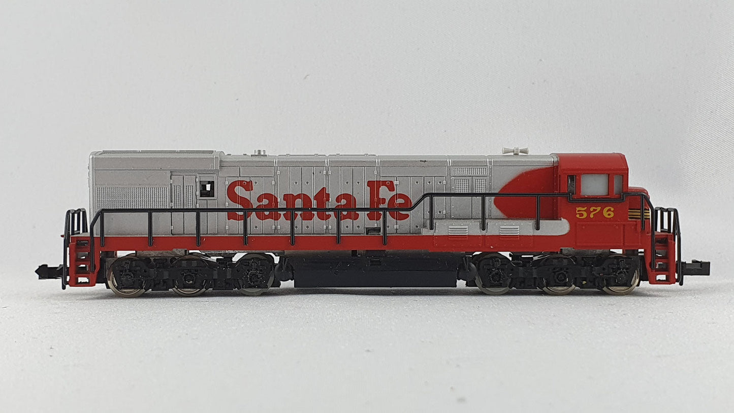 Minitrix 51 2014 00 ATSF U-30-C rot/silber Diesel (DL53)