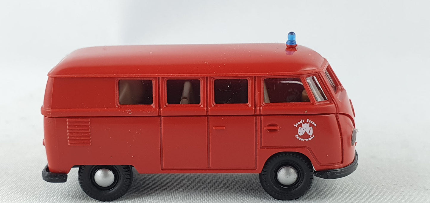 Brekina 3 VW T1a Kombi Feuerwehr Essen (Bre3)